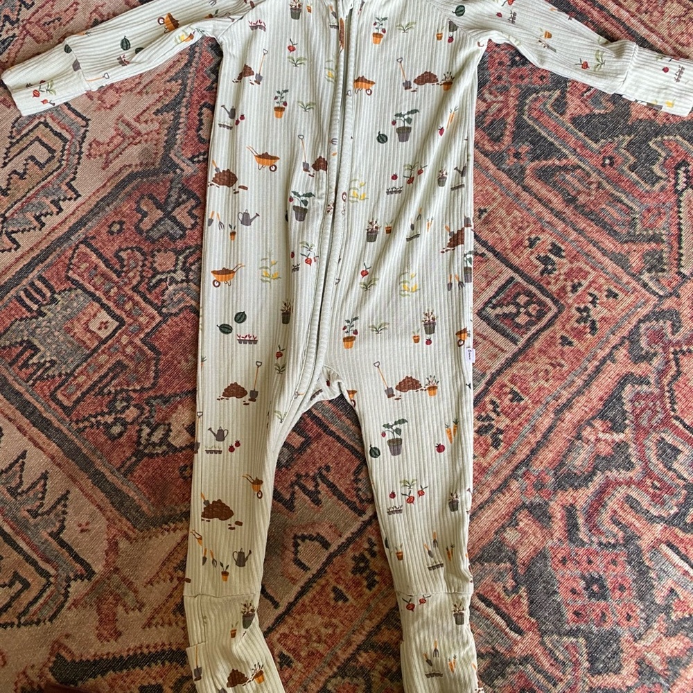 Baby romper — gardening print